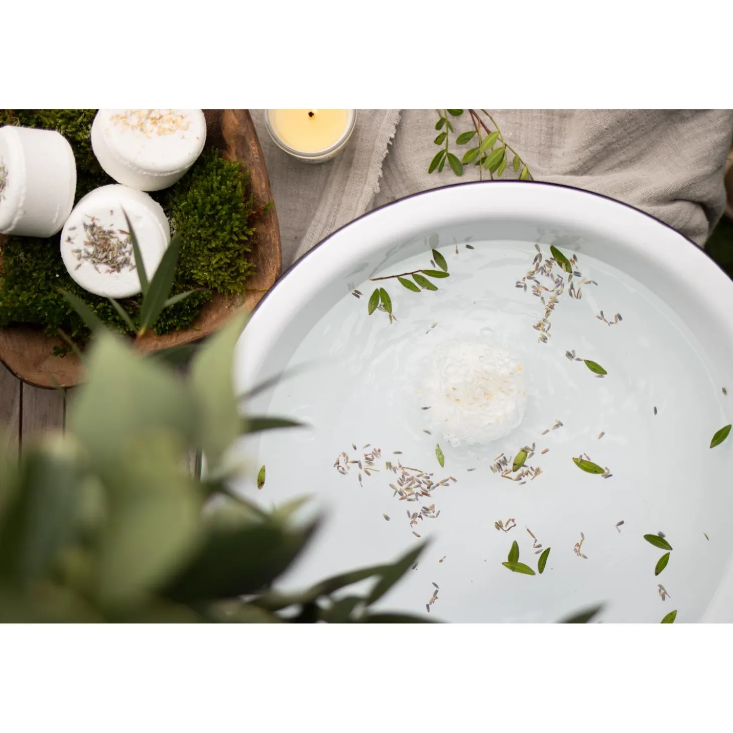 Freckleface Botanical Bath Bomb - Calm & Unwind