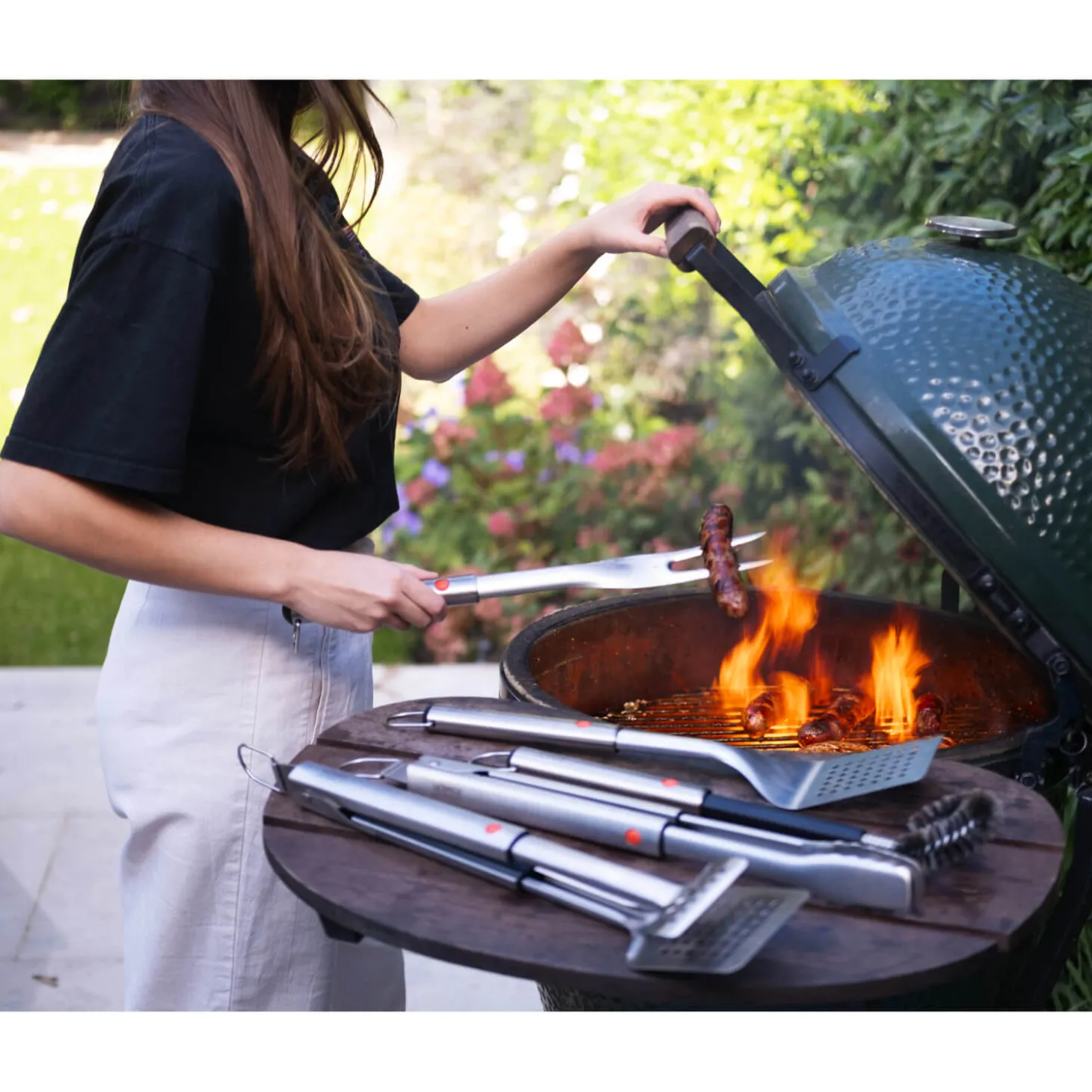 Joseph Joseph GrillOut™ Stainless Steel BBQ Retractable Turner Tongs