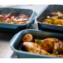Joseph Joseph Nest™ Oven Non-Stick Small Roasting Tray - Blue