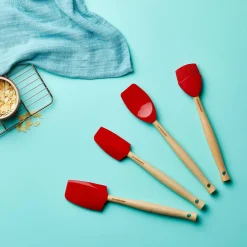 Le Creuset Craft Small Silicone Spatula - Cerise