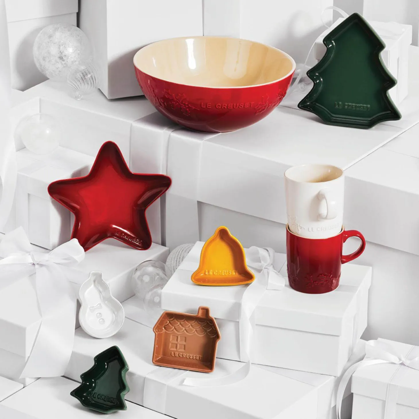 Le Creuset Holly Stoneware Cappuccino Mug - White