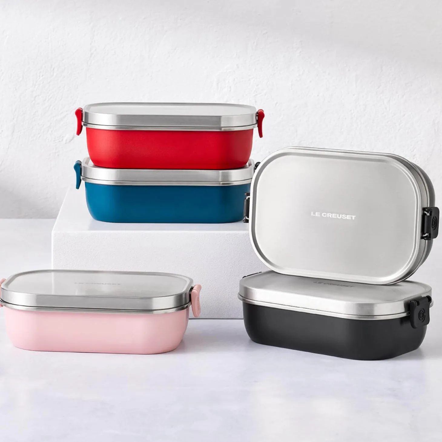 Le Creuset 'On The Go' Stainless Steel 900ml Rectangular Lunch Box - Cerise