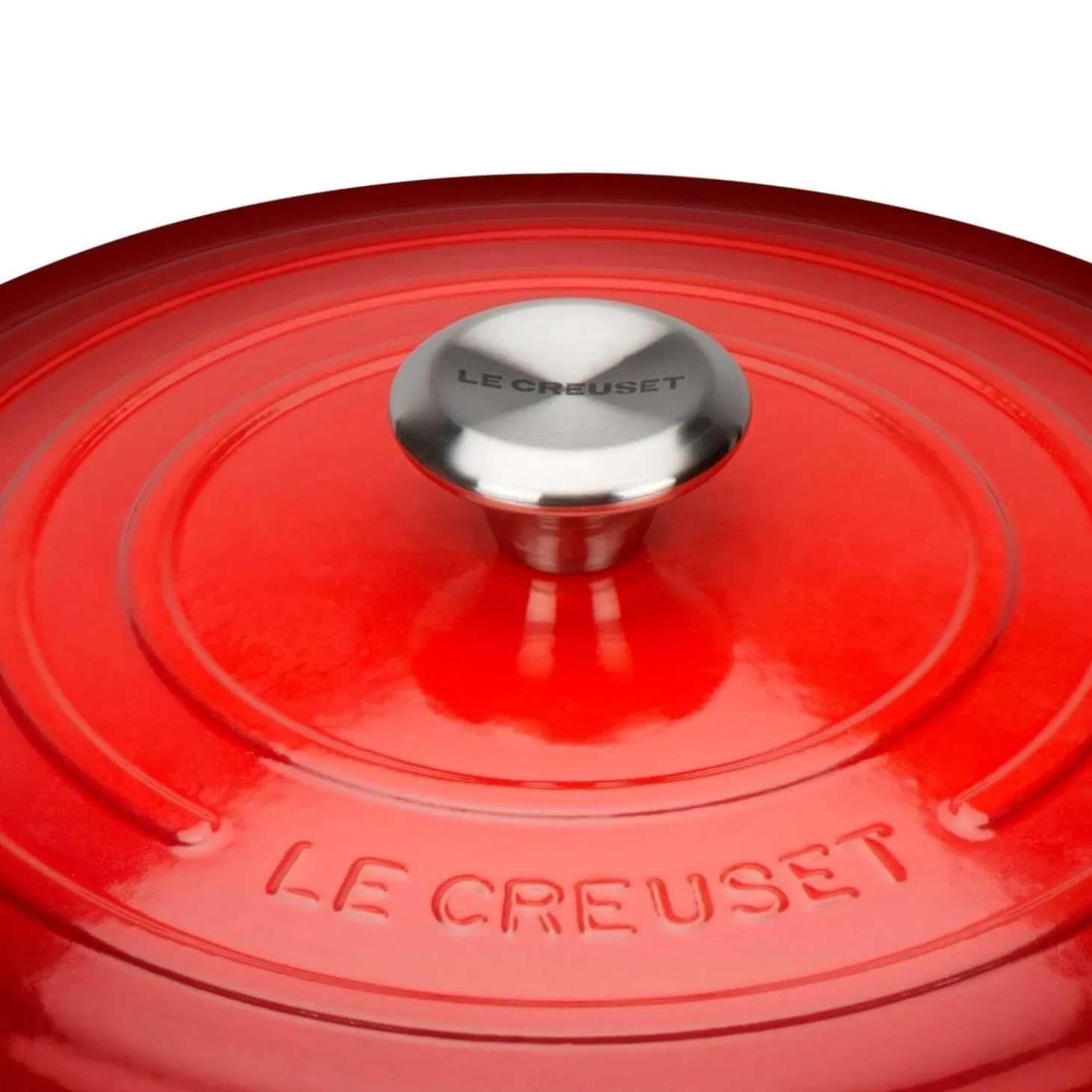 Le Creuset Signature Cast Iron 24cm Round Casserole - Cerise