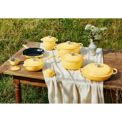 Le Creuset Signature Cast Iron 22cm Round Casserole - Camomille