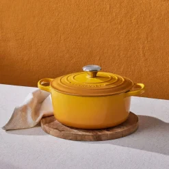 Le Creuset Signature Cast Iron 24cm Round Casserole - Nectar