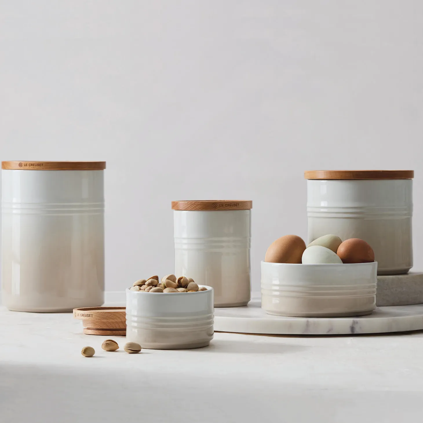 Le Creuset Stoneware Garlic Keeper - Meringue
