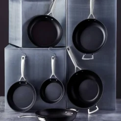 Le Creuset Toughened Non-Stick Saucepan With Glass Lid - 16cm