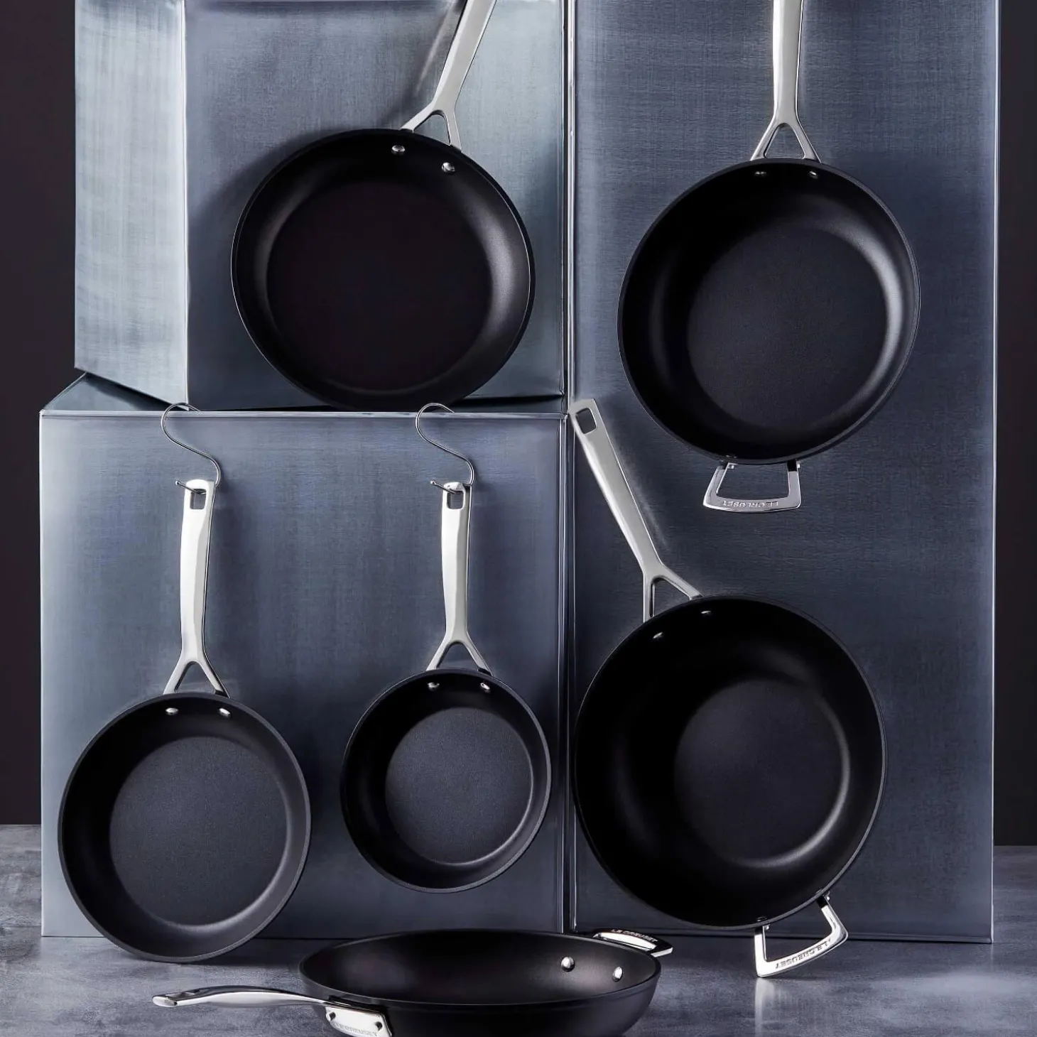 Le Creuset Toughened Non-Stick Saucepan With Glass Lid - 20cm