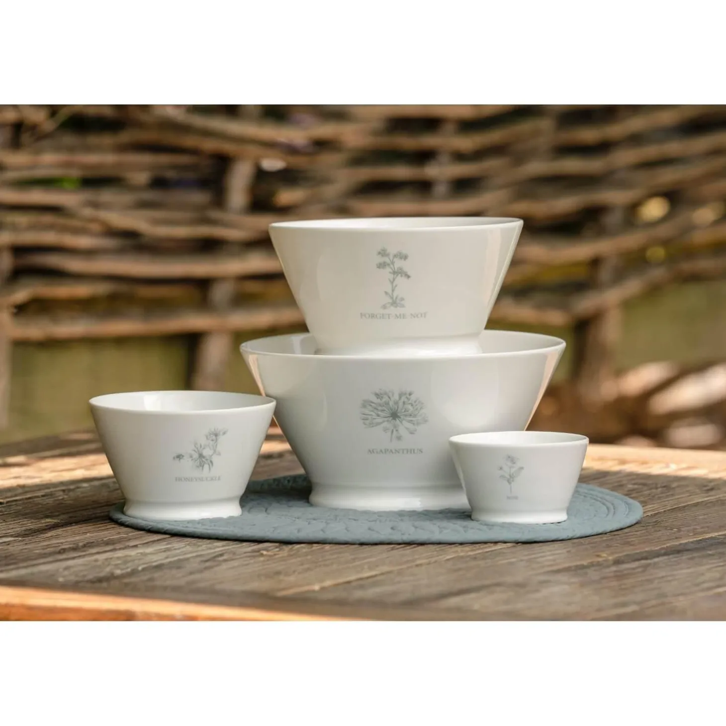 Mary Berry English Garden Medium Serving Bowl - Forget Me Not