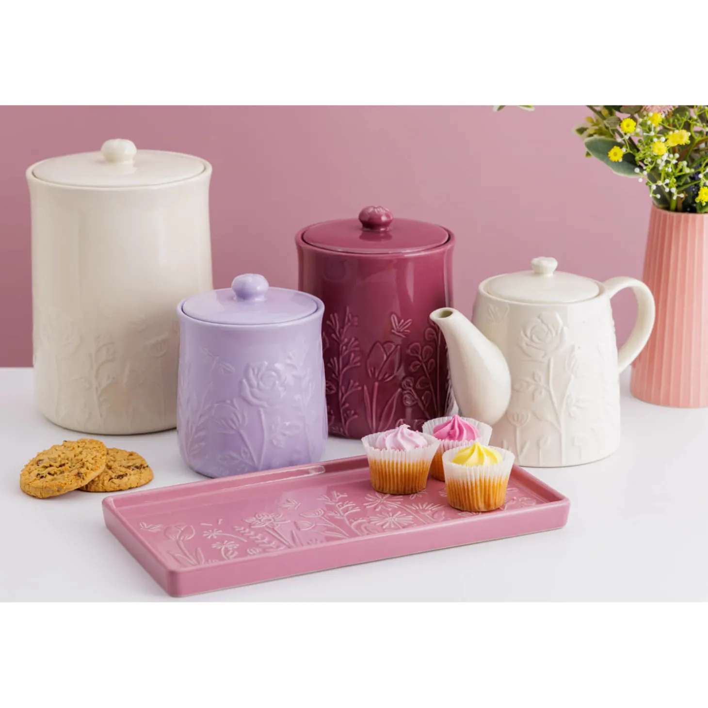 Mason Cash In The Meadow 800ml Stoneware Teapot