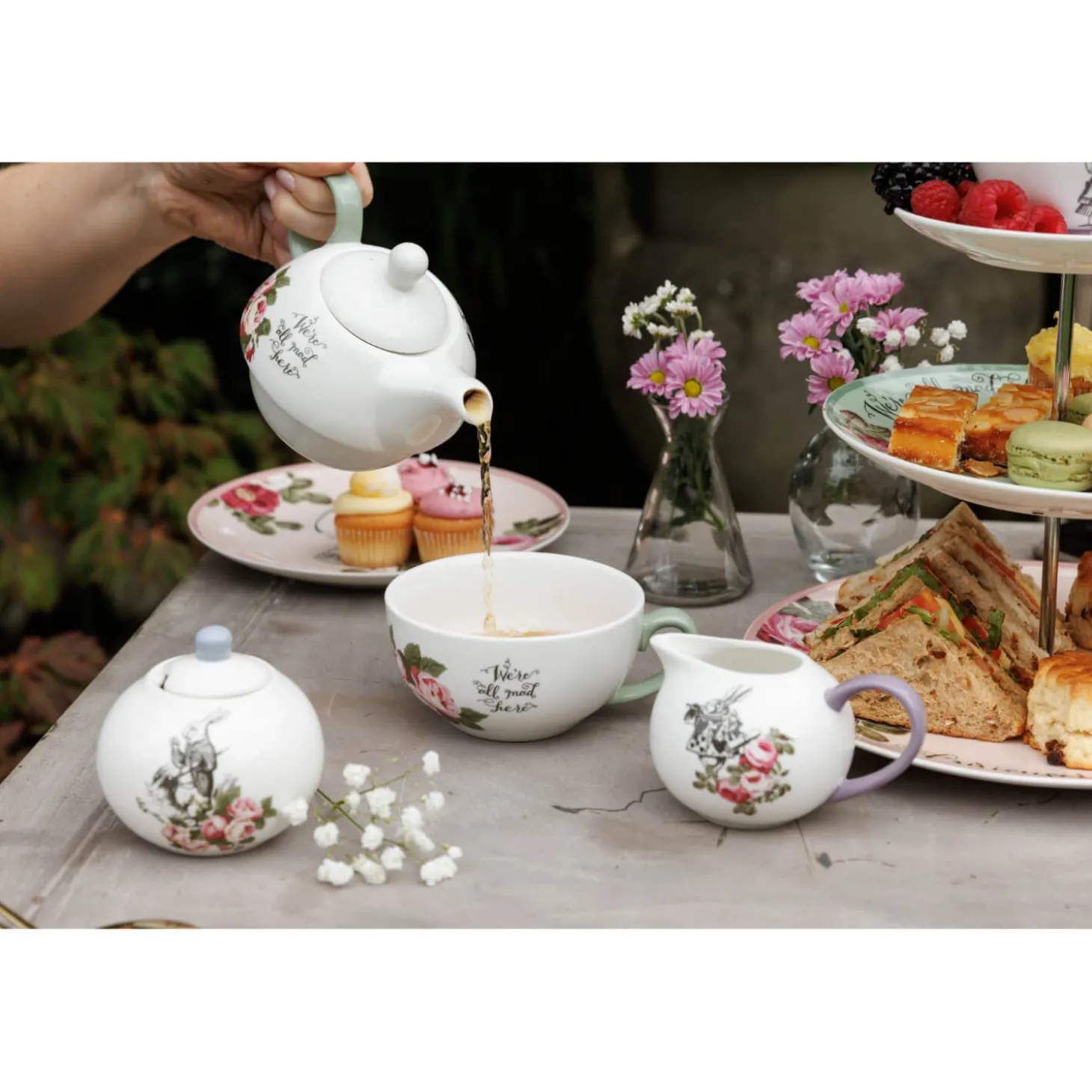 Mikasa V&A Alice In Wonderland Bone China Sugar Bowl & Creamer Set