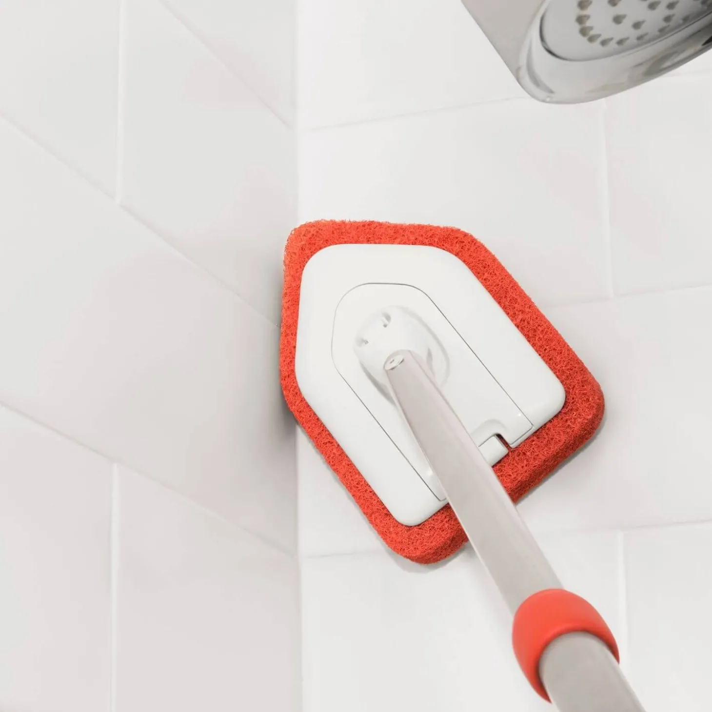 OXO Good Grips Extendable Tub & Tile Scrubber