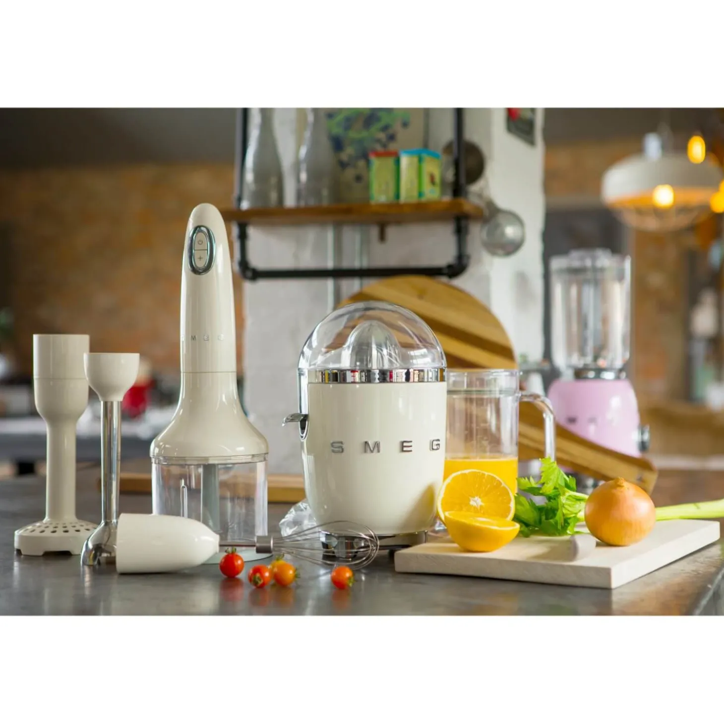 Smeg 50's Style Retro KLF05 Mini Jug Kettle - Cream