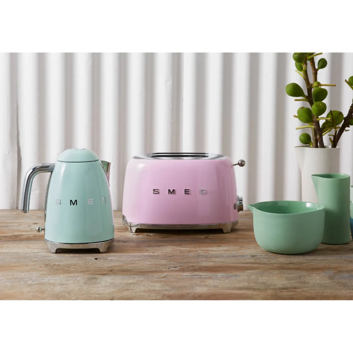 Smeg 50's Style Retro TSF01 2 Slice Toaster - Pink