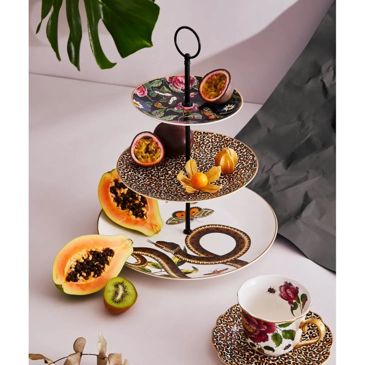 Spode Creatures of Curiosity Cake Stand - 3 Tier