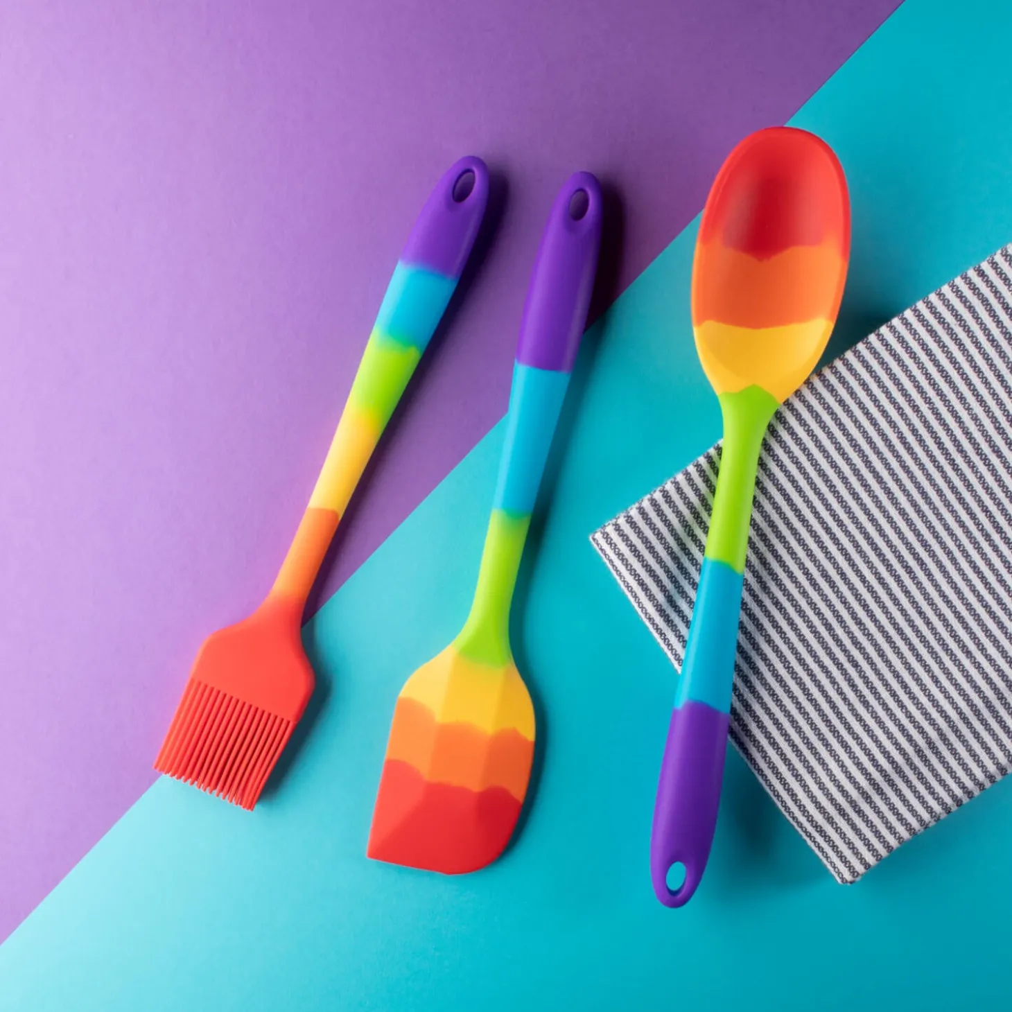 Taylor's Eye Witness Mini Silicone Spoon - Rainbow