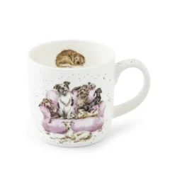 Wrendale Designs by Hannah Dale Bone China 310ml Mug - Movie Night