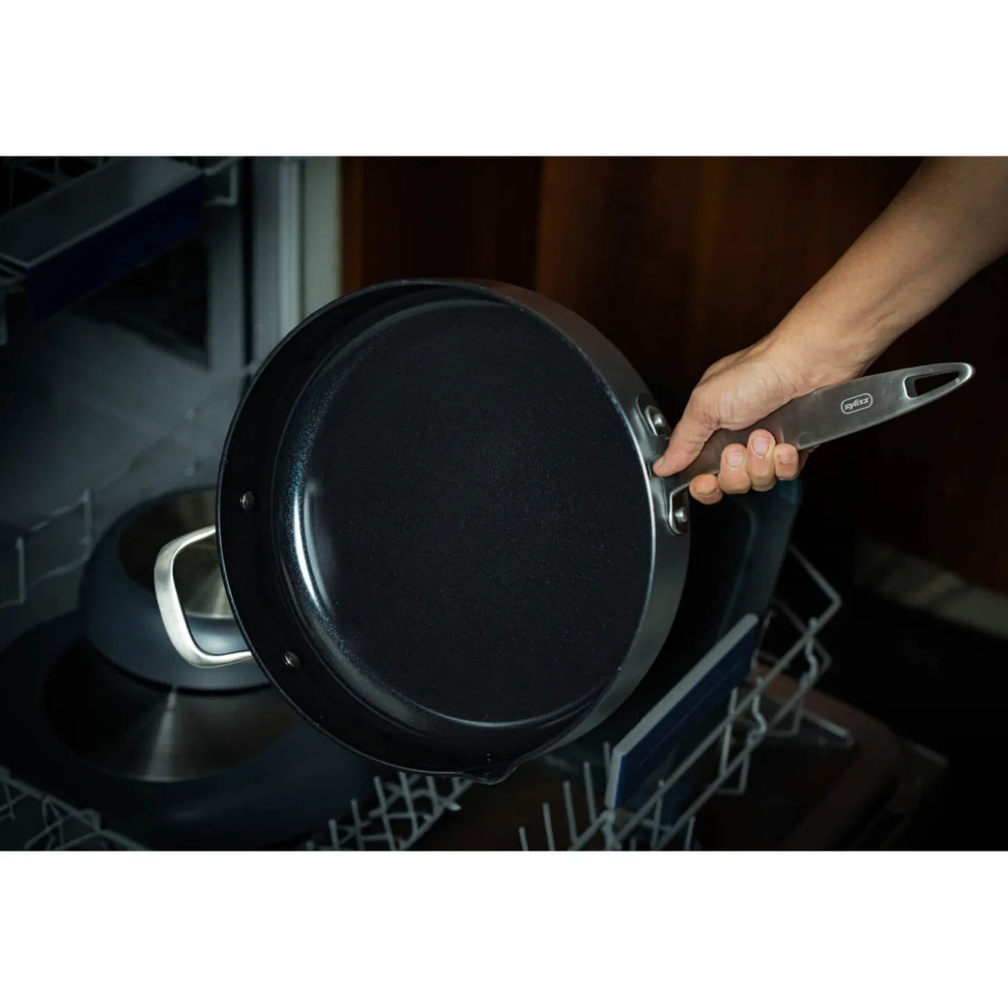 Zyliss Ultimate Pro 28cm Ceramic Non-Stick Sauté Pan With Lid